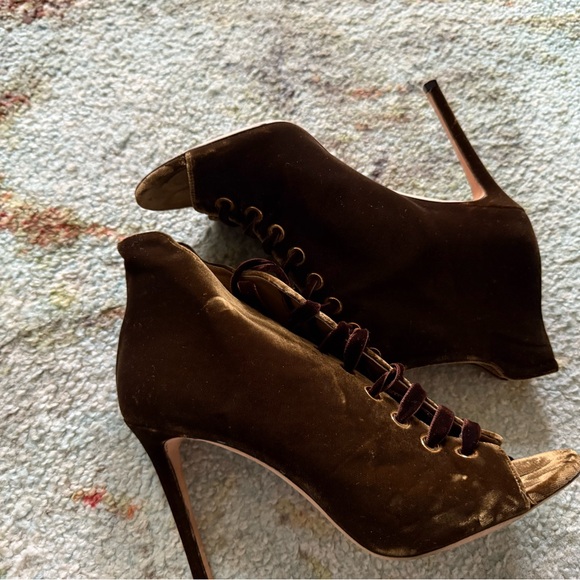 Jimmy Choo Mavy lace-up peep-toe velvet brown boots size 40 - Picture 3 of 5